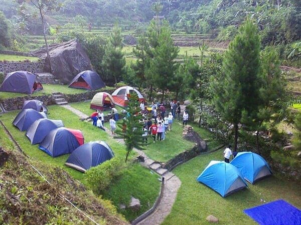 Batu Tapak Camping ground, 1. Tanakita, 2. Batu Tapak Camping ground, 3. Caldera Resort, 4. Bravo Camp, 5. Situ Gunung, 6. Ground Camp Pondok Halimun, 7. Bukit Baros, 8. Calliandra Camping Ground, 9. Imah Tree Citatih, 10. Geopark Ciletuh