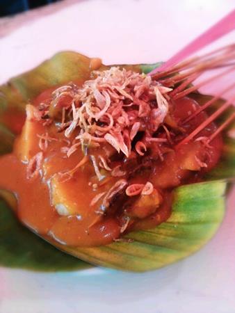 Sate Padang Badano, 1. Restoran Sederhana, 2. Rumah Makan Padang Bu Mus, 3. Sate Padang MJ, 4. Sate Padang Inyiak Datuak Cabang Bukittinggi, 5. Sate Padang Serasi, 6. Sate Padang Badano, 7. Sate Padang Pak Datuk, 8. Sate Padang Turangga, 9. Sate Padang Khas Dangung-Dangung, 10. Sate Padang Jaso Kawan