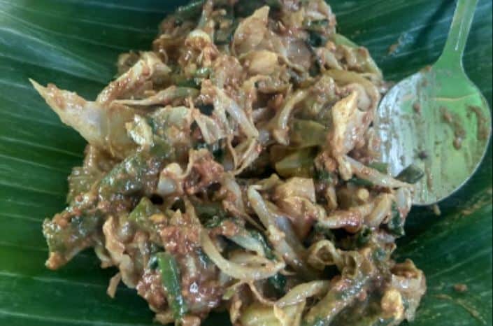 lotek ma umah, 1. Lotek Mahmud, 2. Lotek Kalipah Apo, 3. Warung Lotek Macan, 4. Gado-gado Tengku Angkasa, 5. Lotek Ramdhan, 6. Lotek Ma Umah, 7. Lotek &amp; Es Cendol Alkateri, 8. Lotek Kalijati, 9. Lotek Cihapit Ibu Siti, 10. Lotek Tjihapit