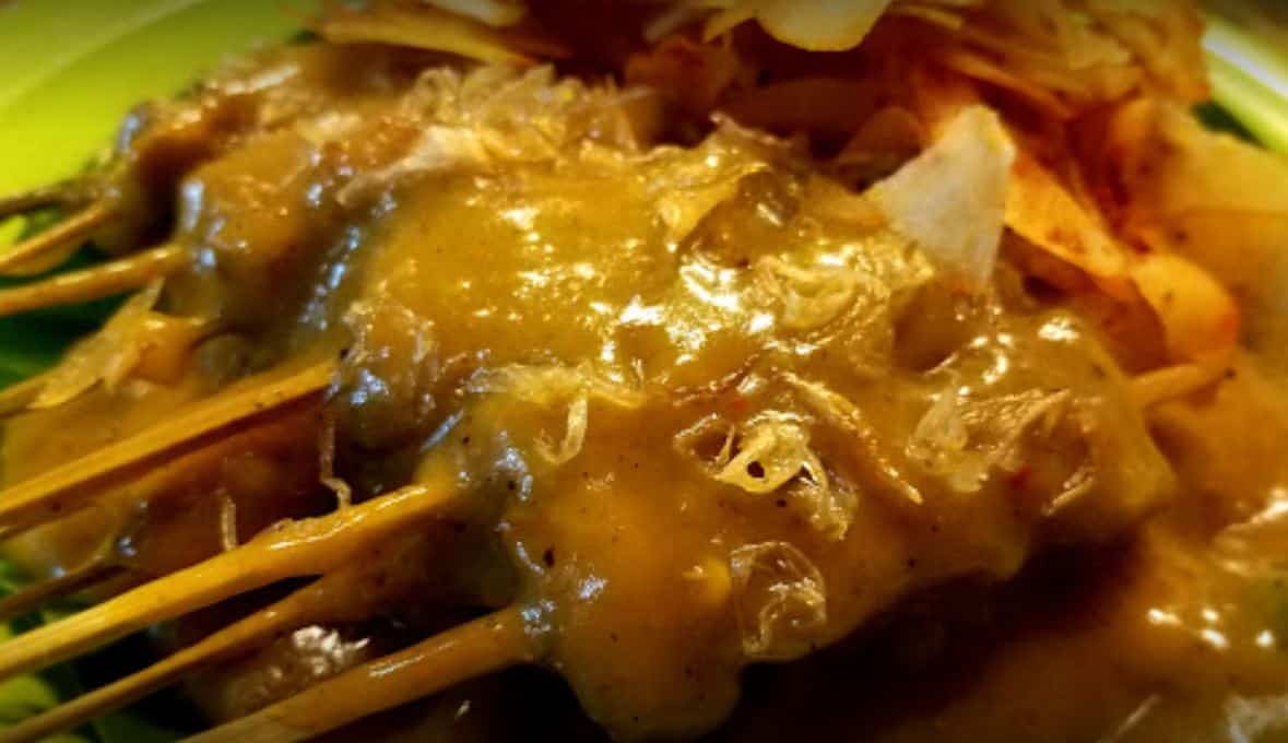 sate padang turangga, 1. Restoran Sederhana, 2. Rumah Makan Padang Bu Mus, 3. Sate Padang MJ, 4. Sate Padang Inyiak Datuak Cabang Bukittinggi, 5. Sate Padang Serasi, 6. Sate Padang Badano, 7. Sate Padang Pak Datuk, 8. Sate Padang Turangga, 9. Sate Padang Khas Dangung-Dangung, 10. Sate Padang Jaso Kawan