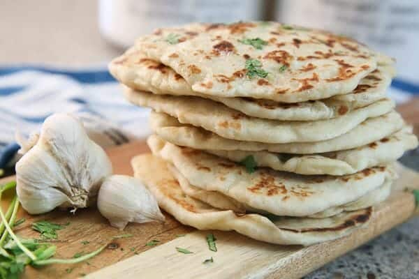 Naan, 1. Ayam Tandoori, 2. Biryani, 4. Tikka Masala, 6. Kati Roll, 7. Papri Chaat, 8. Pakora, 9. Butter Chicken, 10. Malai Kofta