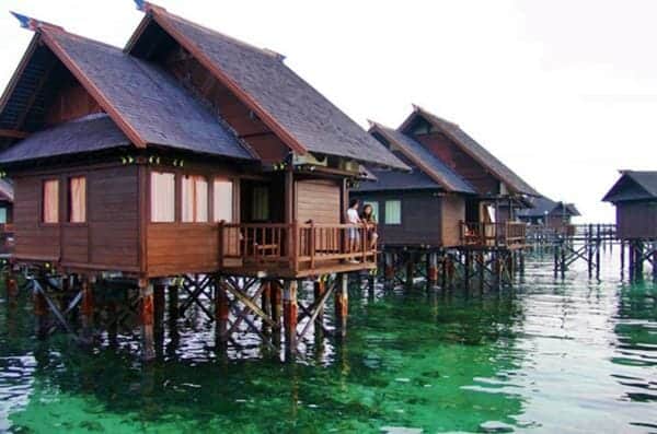 Pulau Ayer, 1. Pulau Macan, 2. Pulau Ayer, 3. Pulau Bira, 4. Pulau Putri, 5. Pulau Pari, 6. Pulau Onrust, 7. Pulau Semak Daun, 8. Pulau Tidung, 9. Pulau Perak, 10. Pulau Sepa