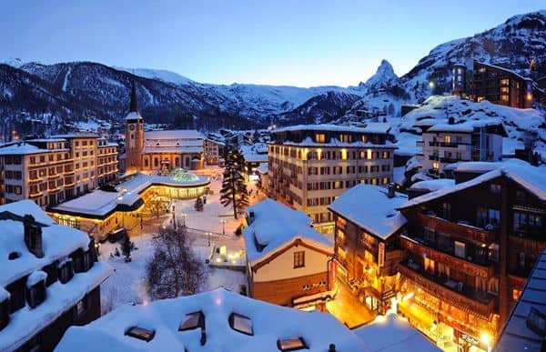 Zermatt, 1. Washington, Amerika Serikat, 2. Salzburg, Austria, 3. Bavarian Alps, Jerman, 4. Zermatt, Swiss, 5. Amsterdam, Belanda, 6. Uludağ, Turki, 7. Niseko, Jepang, 8. Yellow Mountains, Cina, 9. Queenstown, Selandia Baru, 10. Quebec, Kanada