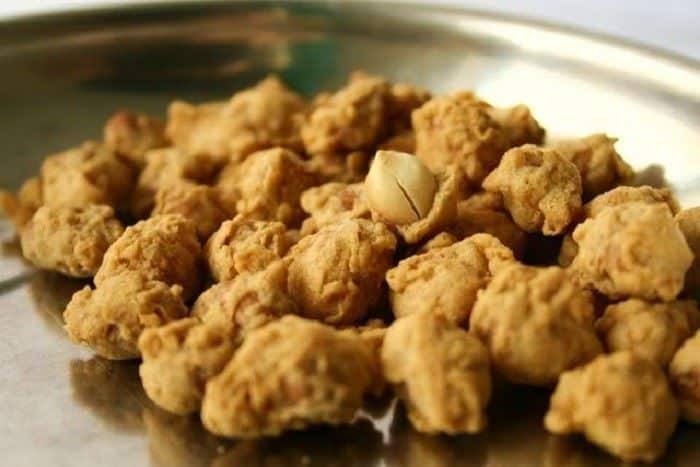 Kacang Disco, 1. Kopi Kintamani, 2. Pia Legong, 3. Salak Bali, 4. Pie Susu, 5. Kacang Disco, 6. Kacang Asin, 7. Nasi Jinggo, 8. Kerupuk Kulit Babi, 9. Kerupuk Ceker, 10. Bagiak Bali