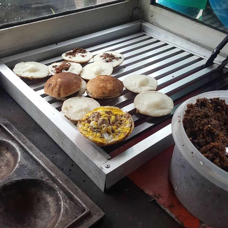 surabi cihapit, 1. Surabi Waroeng Setiabudhi, 2. Surabi Durian Geboy, 3. Surabi Cihapit, 4. Pondok Surabi, 5. Surabi Kinca Suji, 6. Surabi Radja, 7. Surabi Sukur, 8. Raja Surabi Bandung, 9. Surabi Imut, 10. Soerabi Pa'Is