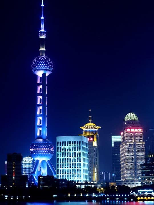 Oriental Pearl Tower, 1. Tokyo Skytree, 2. Canton Tower, 3. CN Tower, 4. Ostankino Tower, 5. Oriental Pearl Tower, 6. Milad Tower, 7. Kuala Lumpur Tower, 8. Tianjin Radio and Television Tower, 9. Central Radio and TV Tower, 10. Zhongyuan Tower