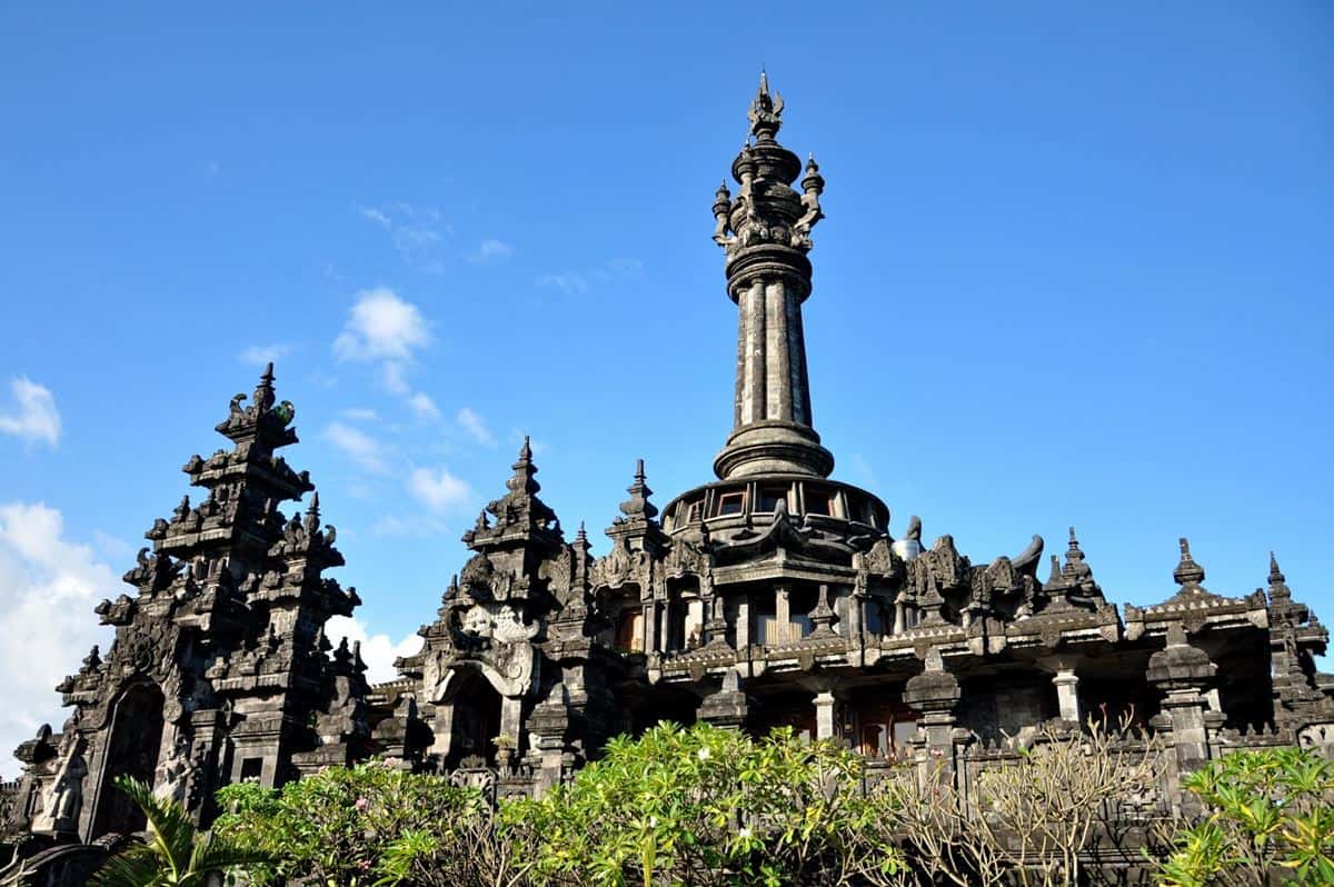 1. Bajra Sandhi Renon, 2. Pusat Pendidikan Dan Konservasi Penyu, 3. Museum Bali Denpasar, 4. Hutan Mangrove Bali, 5. Bali Sharks, 6. Museum Lukisan Sidik Jari, 7. Desa Budaya Kertalangu, 8. Pura Sakenan, 9. Taman Werdhi Budaya Art Centre, 10. Pura Agung Jagatnatha