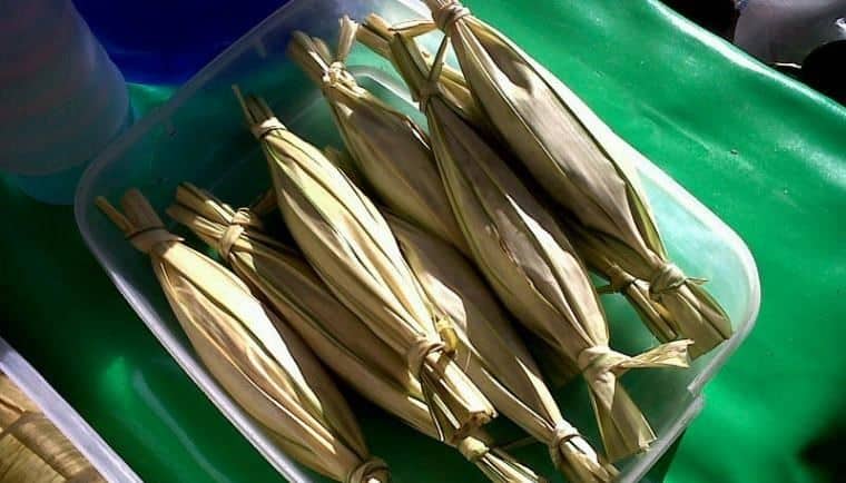 Duduli, 1. Duduli, 2. Pia Gorontalo, 3. Ilabulo, 4. Kue Karawo, 5. Krepek Kasubi Pahangga, 6. Kue Sabongi, 7. Kopi Pinogu, 8. Kain Karawo, 9. Pernak-Pernik Gorontalo, 10. Songkok Gorontalo