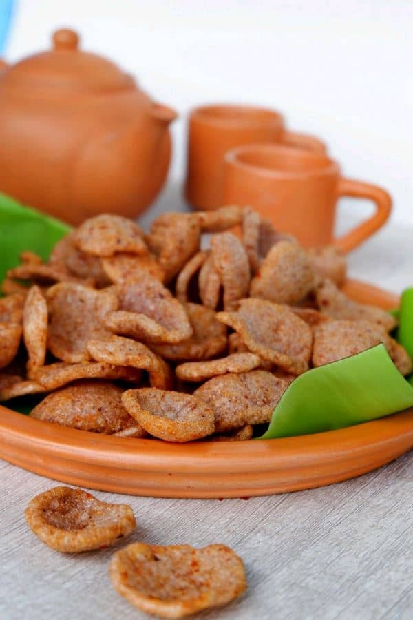 Kerupuk Bonggol Pisang, 1. Keripik Tike, 2. Kerupuk Bonggol Pisang, 3. Kue Koci, 4. Kerupuk Kulit Ikan, 5. Kaus Kafka