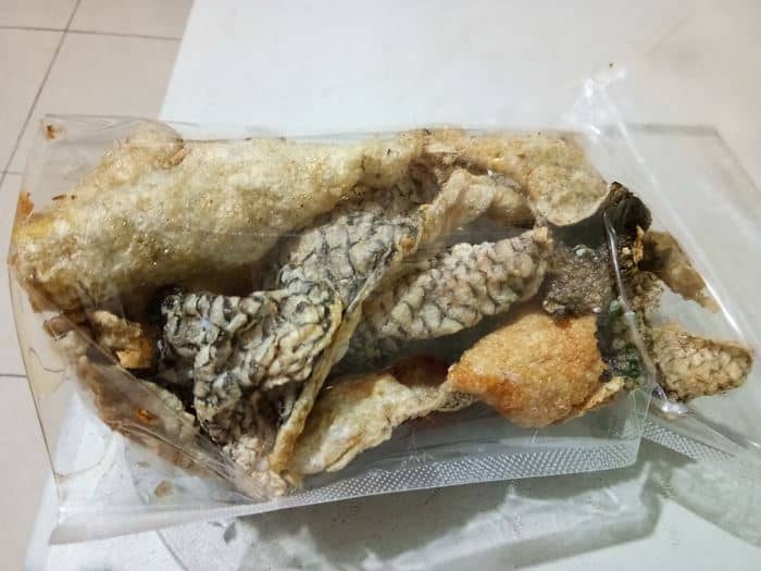 Kerupuk Kulit Ikan, 1. Keripik Tike, 2. Kerupuk Bonggol Pisang, 3. Kue Koci, 4. Kerupuk Kulit Ikan, 5. Kaus Kafka