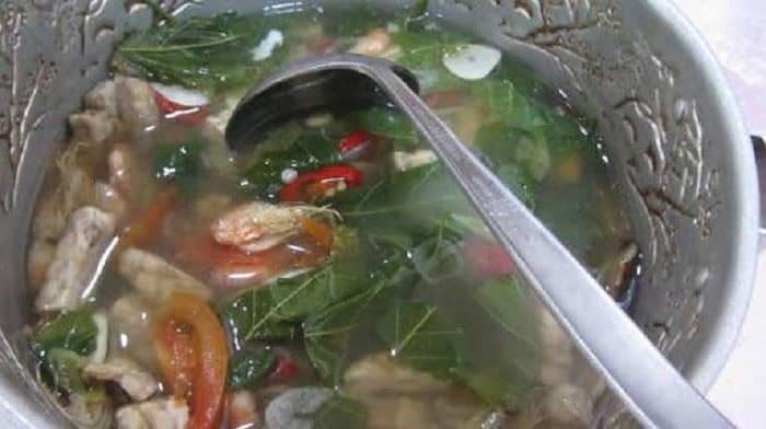 Rojak Singkil, 1. Pepes Kepiting, 2. Sup Ikan Akmal, 3. Rojak Singkil, 4. Pisang Gapit, 5. Lempok Durian, 6. Nasi Kuning Samarinda, 7. Sambal Raja, 8. Ayam Cincane, 9. Nasi Bekepor, 10. Bubur Pedas