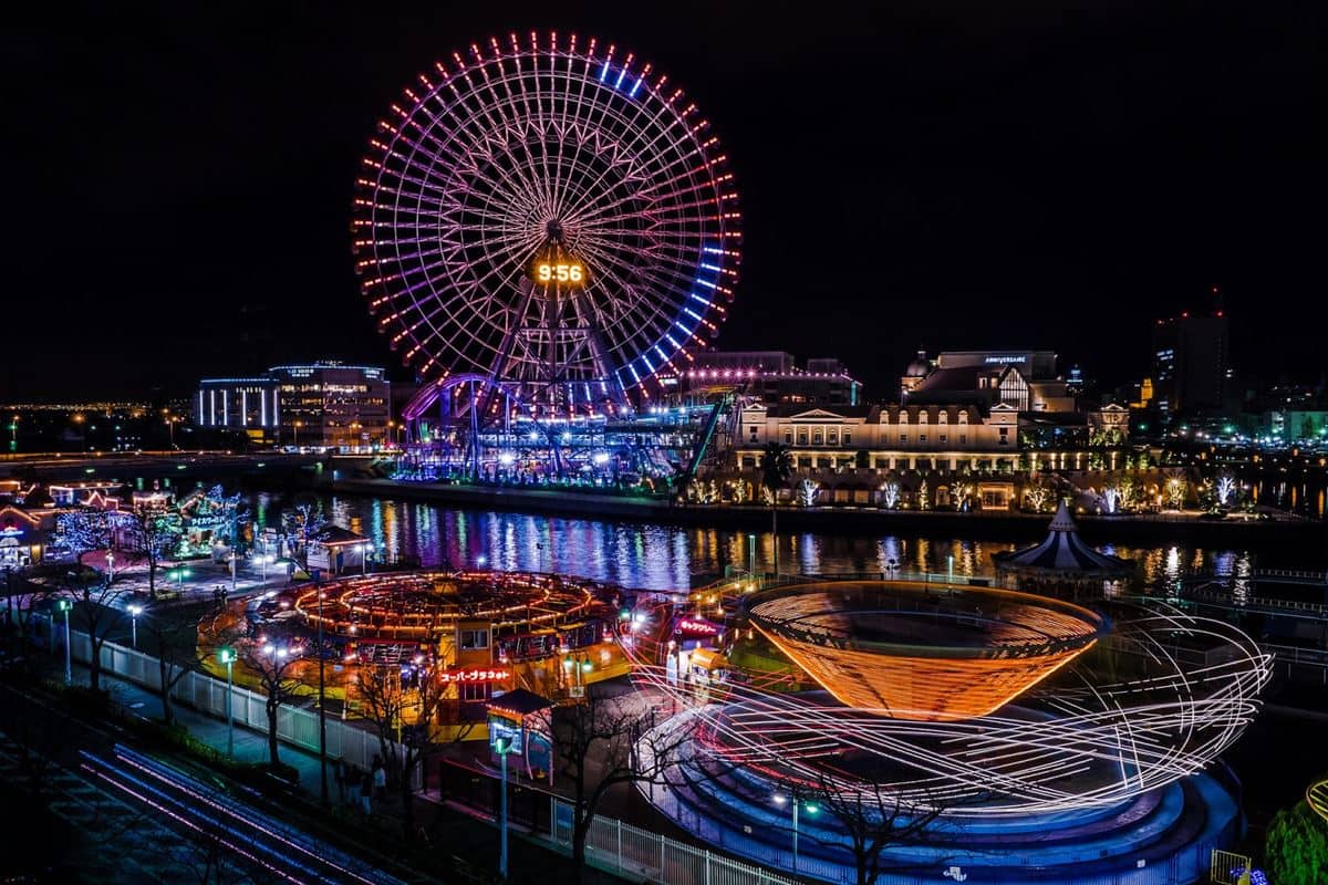 Yokohama Cosmoworld, 1. Yokohama Chukagai, 2. Yokohama Red Brick Warehouse, 3. Yokohama Landmark Tower, 4. Yamashita Park, 5. Hakkeijima Sea Paradise, 6. Yokohama Cup Noodles Museum, 7. Enoshima Aquarium, 8. Shin-Yokohama Ramen Museum, 9. Yokohama Cosmoworld, 10. Enoshima Sea Candle