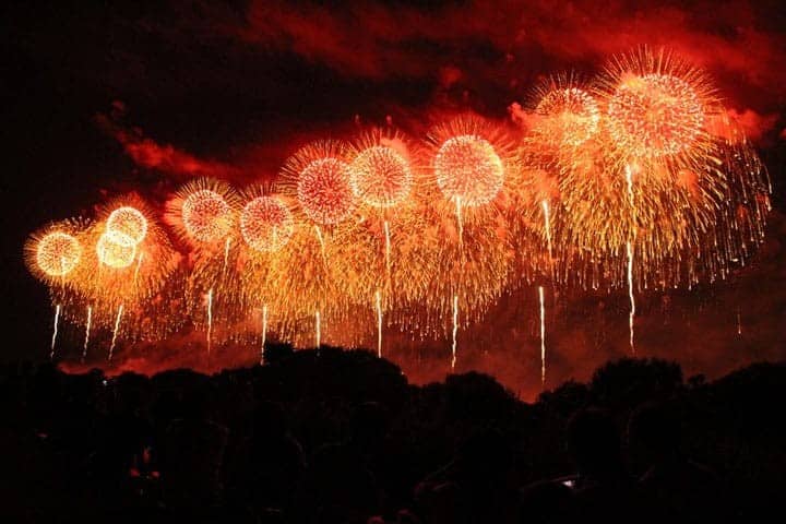 nagaoka fireworks, 1. Kamikochi, 2. Pulau Ishigaki Okinawa, 3. Uradome Coast, 4. Nagaoka Fireworks Festival, 5. Gunung Fuji, 6. Kuil Motonosumi Inari, 7. Aomori Nebuta Festival