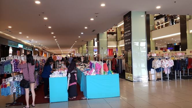 ksl city johor, 1. Bazaar Karat, 2. Yong Sheng Gift Shop, 3. Komtar JBCC, 4. Johor Premium Outlets, 5. Kiah Tart, 6. Pandan City, 7. KSL City, 8. Coklat Murah JB, 9. Mydin Mall Mutiara Rini