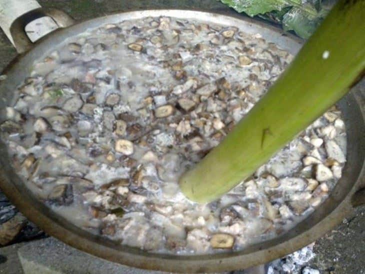 Muku Loto, 2. Jagung Bose, 3. Jagung Titi, 4. Jagung Catemak, 5. Rumpu Rampe, 6. Kolo (Tapa Kolo), 7. Muku Loto, 8. Kena Kita, 9. Ubi Nuabosi, 10. Jawada