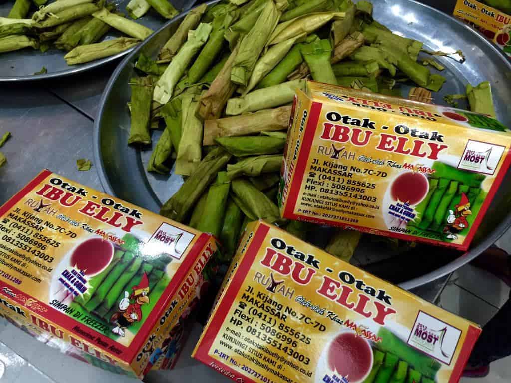 1. Dangke, 2. Bannang-Bannang, 3. Baruasa, 4. Bagea, 5. Otak-Otak Ibu Elly, 6. Kacang Sembunyi, 7. Pisang Epe, 8. Gogoso, 9. Kacang Disco, 10. Burasa/Buras