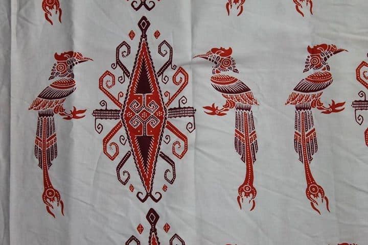 Batik Benang Bintik, 1. Keripik Kelakai, 3. Rabuk Patin Kandas Sarai, 4. Keripik Ikan Seluang, 5. Bingka, 6. Wadai Apam, 7. Kue Gagatas, 8. Tahu Bakso Ijjo, 9. Topi Kulit Kayu, 10. Batik Benang Bintik