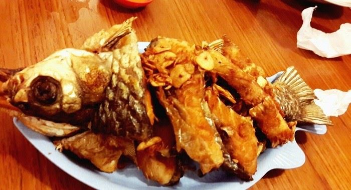 Jelawat Goreng, 1. Juhu Umbut Rotan, 2. Juhu Singkah Enyuh, 3. Juhu Kujang, 4. Kalumpe, 6. Jelawat Goreng, 7. Telur Ikan Masak Kuning, 8. Bengamat, 9. Hintalu Karuang, 10. Keripik Kalakai, 11. Wadai Apam