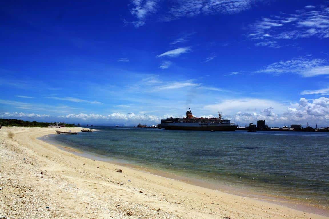 Pulau Gusung Tallang (Copy), 1. Pantai Losari, 2. Pulau Gusung Tallang, 3. Pantai Akkarena, 4. Pulau Kapoposang, 5. Pulau Kodingareng Keke, 6. Pulau Samalona, 7. Pantai Tanjung Layar Putih, 8. Pantai Kuri