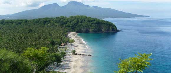 1. Pantai Kuta, 2. Pantai Pandawa, 3. Pantai Sanur, 4. Pantai Dreamland, 5. Pantai Virgin, 6. Pantai Tanah Lot, 7. Pantai Nusa Dua, 8. Pantai Crystal Bay, 9. Pantai Jimbaran, 10. Pantai Seminyak