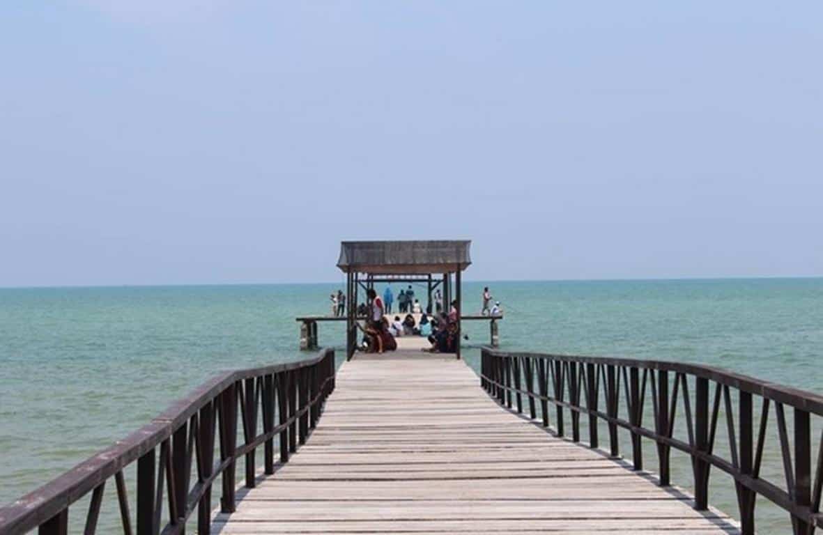Pantai Widuri, 1. Kedung Mbulet, 2. Rainbow Rafting Randudongkal, 3. Pantai Widuri, 4. Curug Duwur Pemalang, 5. Telaga Rengganis, 6. Kebun Teh Semugih, 7. Gunung Mendelem, 9. Curug Gong Randudongkal, 10. Bukit Kukusan