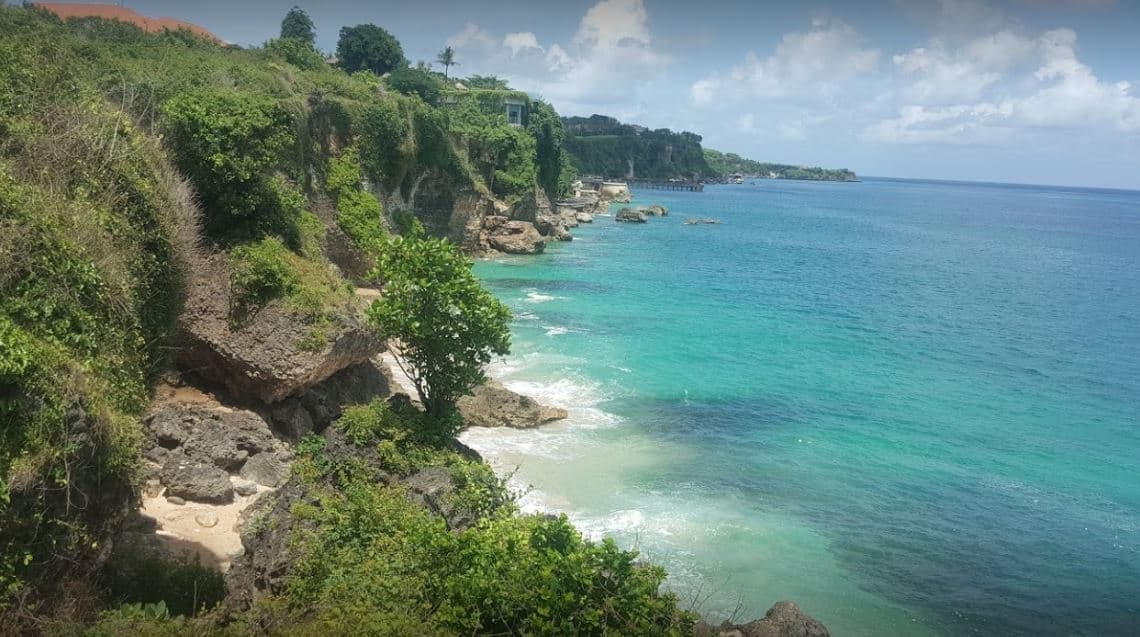 pantai tegal wangi tempat wisata di uluwatu, 1. Pantai Suluban, 2. Pura Luhur, 3. GWK Cultural Park, 4. Pantai Tegal Wangi, 5. Malini Agropark, 6. Pantai Dreamland, 7. Tebing Karang Boma