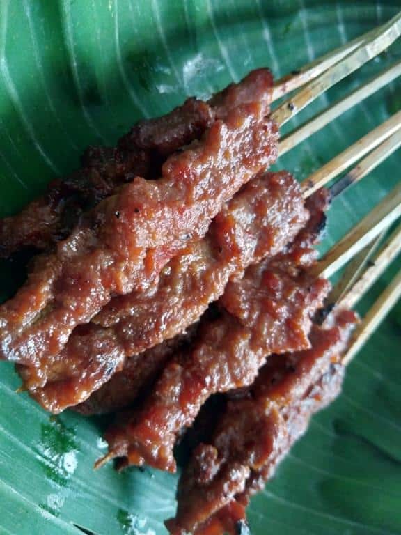 sate rembiga (Copy), 1. Ayam Taliwang, 2. Nasi Balap Puyung, 3. Nasi Campur, 4. Sate Rembiga, 5. Plecing Kangkung, 7. Sate Bulayak, 8. Bebalung, 9. Lupis, 10. Beberuk Terong