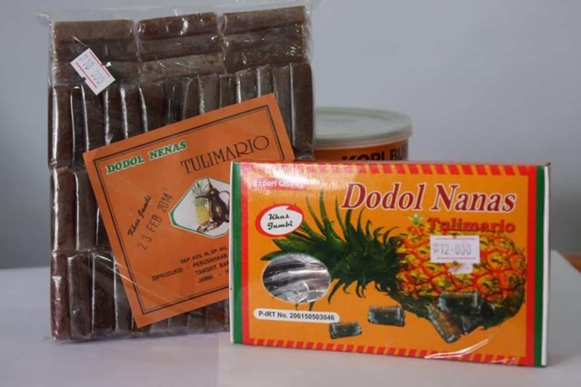 Dodol Nanas (Copy), 1. Duku Kumpeh, 2. Tempoyak Jambi, 3. Dodol Kentang, 4. Dodol Nanas, 5. Kue Srikaya, 6. Bolu Kojo, 7. Kue Padamaran, 8. Pempek, 9. Kopi AAA, 10. Batik Jambi