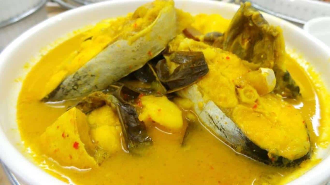 Gulai Ikan Patin (Copy), 1. Sop Tunjang, 2. Sop Daging Rusa, 3. Sate Rusa, 4. Gulai Ikan Patin, 5. Asam Pedas Baung, 6. Selais Asap, 7. Mie Lendir, 8. Cencalok (Cincaluk), 9. Lakse, 10. Gonggong