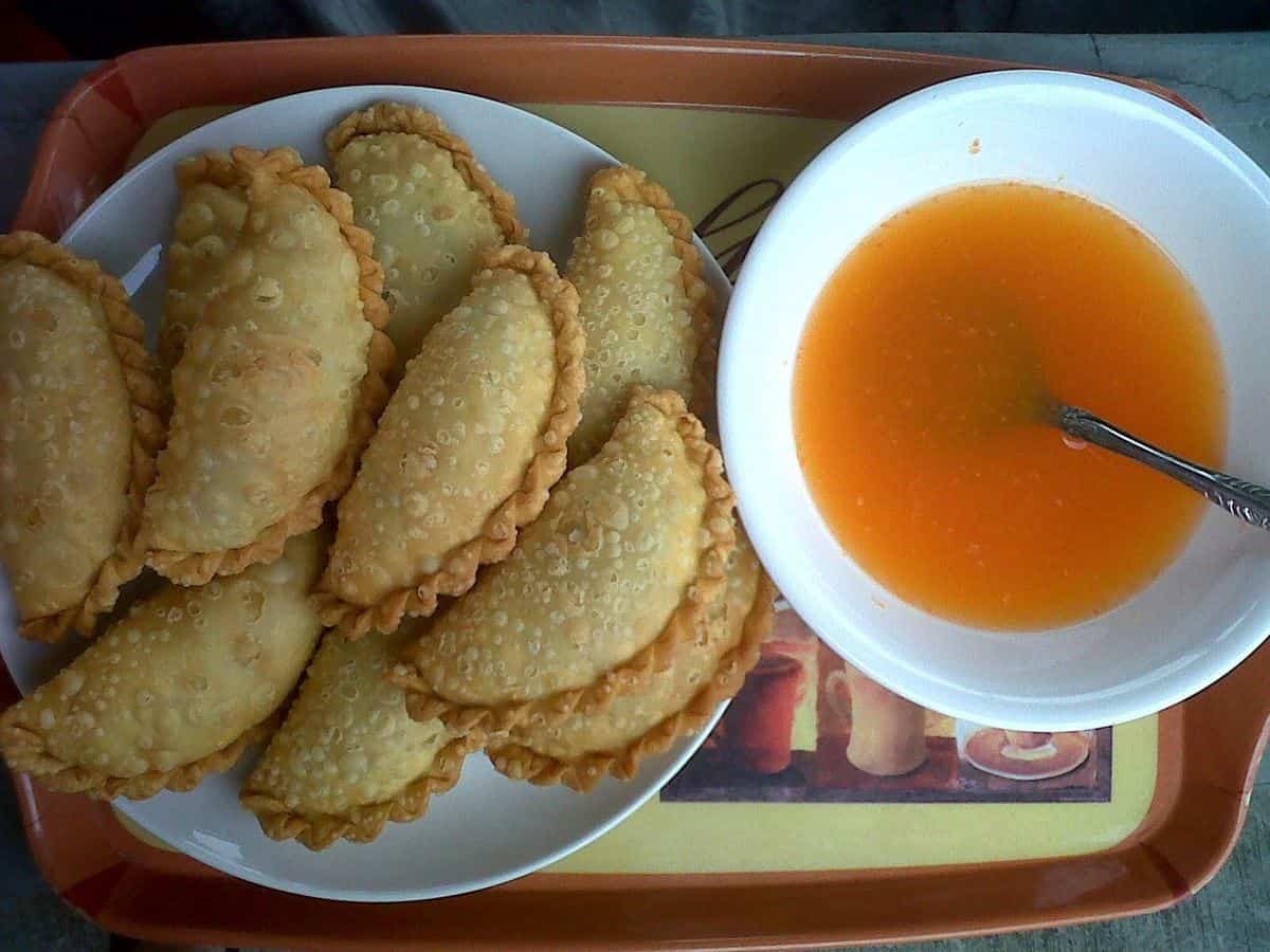 Jalangkote, 1. Baroncong, 2. Barongko, 3. Jalangkote, 4. Biji Nangka, 5. Kue Dange, 6. Putu Cangkiri, 7. Kue Baje, 8. Cucuru Bayao, 9. Baruasa, 10. Katirisala