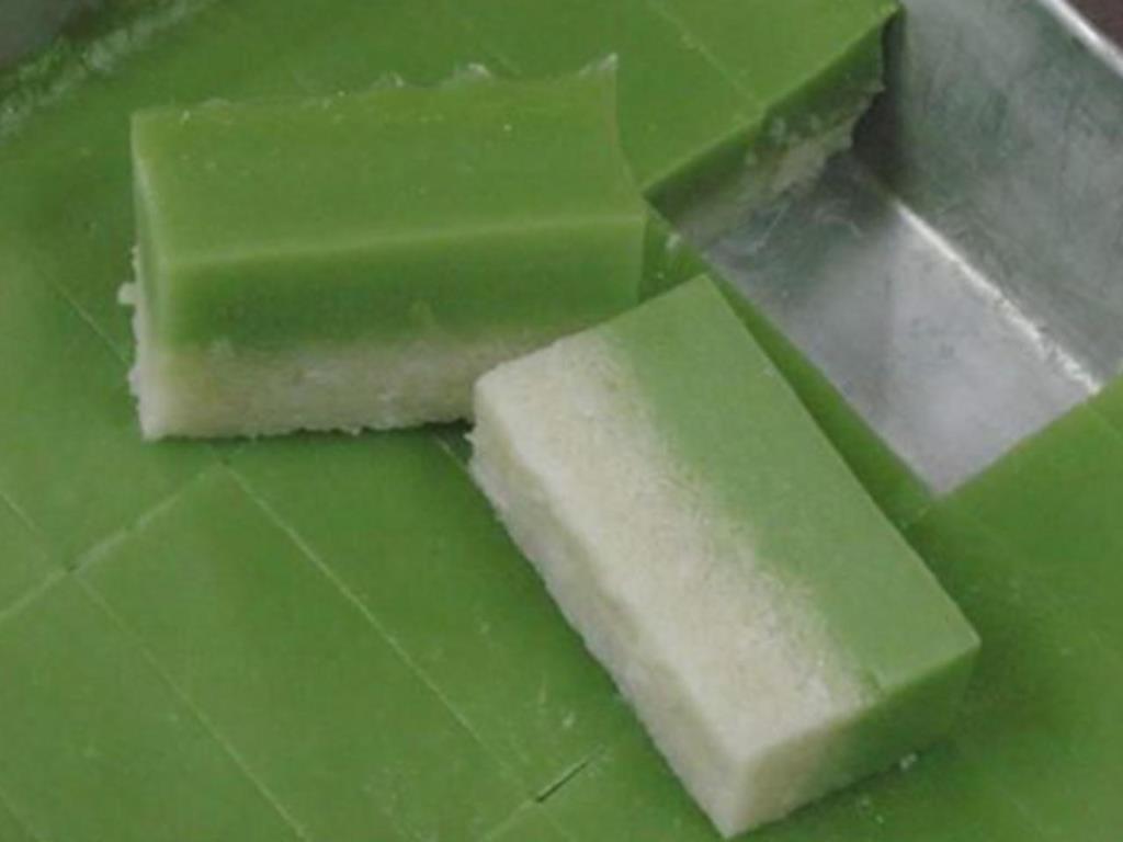 Kue Srikaya (Copy), 1. Duku Kumpeh, 2. Tempoyak Jambi, 3. Dodol Kentang, 4. Dodol Nanas, 5. Kue Srikaya, 6. Bolu Kojo, 7. Kue Padamaran, 8. Pempek, 9. Kopi AAA, 10. Batik Jambi