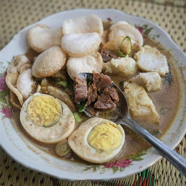 Kupat Gule (Copy), 1. Jadah Tempe, 2. Sate Kelinci, 3. Sate Jaran, 4. Pepes Belut Godean, 5. Sego Welut, 6. Ayam Goreng Kalasan, 7. Kupat Gule, 8. Entok Slenget, 9. Saoto Bathok, 10. Salak Pondoh