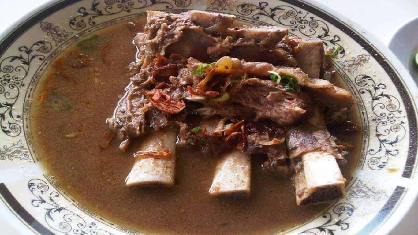 Konro (Copy), 1. Coto Makassar, 2. Konro, 3. Pallu Kacci, 4. Sop Ubi, 5. Juku Palu Ce’la, 6. Mie Titi, 7. Nasu Palekko, 8. Es Pisang Ijo, 9. Pisang Epe, 10. Es Pallu Butung