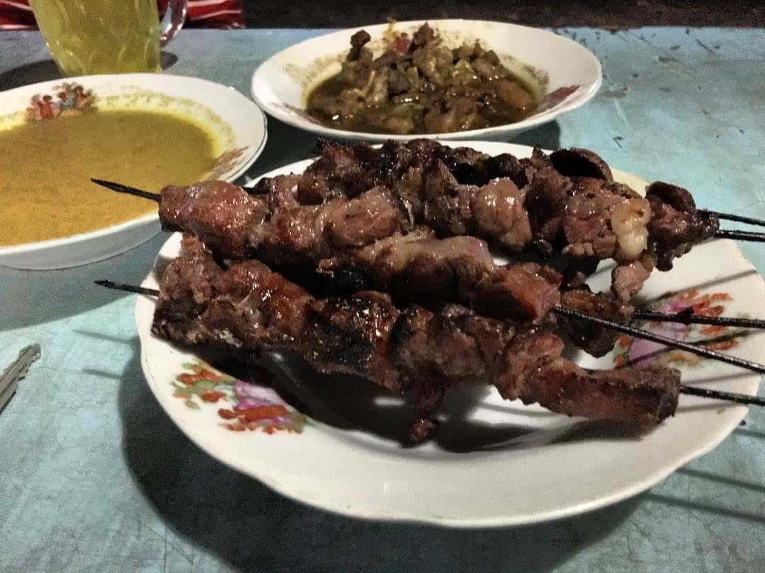 Sate Klatak, 1. Gudeg, 2. Krecek, 3. Sate Klatak, 4. Oseng-oseng Mercon, 5. Tiwul, 6. Walang Goreng, 7. Jadah Tempe, 8. Mie Pentil, 9. Angkringan, 10. Bakpia Pathuk