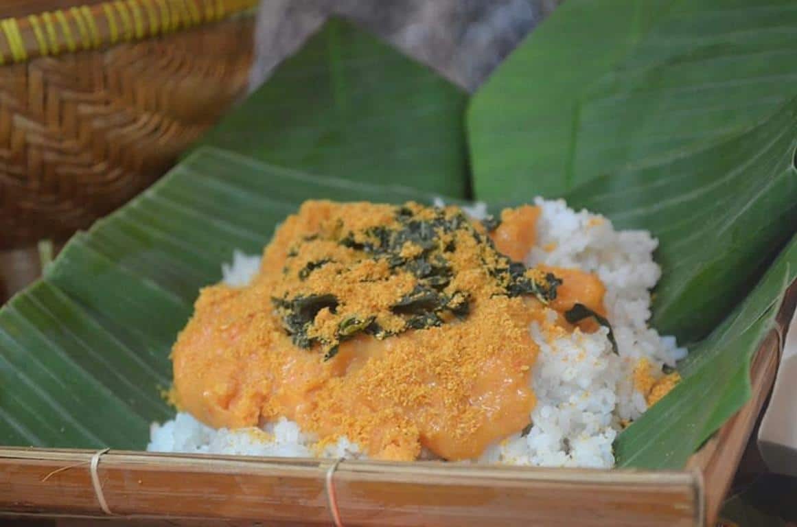 Sego Rumo (Copy), 1. Nasi Krawu, 2. Sego Rumo, 3. Sego Karak, 4. Bonggolan, 5. Kerang Hijau, 6. Otak-Otak Bandeng Gresik, 7. Martabak Usus, 8. Bakso Giman