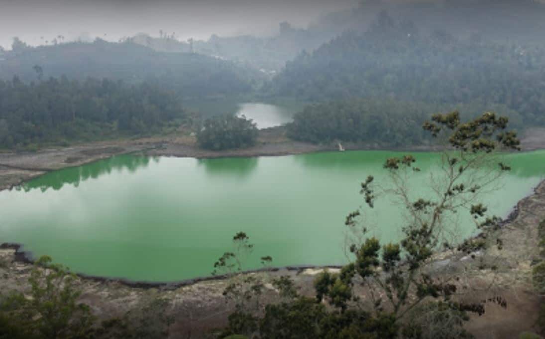 dataran tinggi dieng, 1. Curug Pitu, 2. Pemandian Air Panas Pingit, 3. Wisata Sawah Wates, 4. Objek Wisata Tampomas, 5. Balai Budaya Banjarnegara, 6. TRMS Serulingmas, 7. Dataran Tinggi Dieng, 8. Bendungan Panglima Besar Jenderal Sudirman