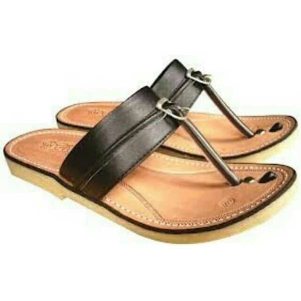 sandal tarumpah tasik oleh-oleh khas tasik, 1. Kelom Geulis, 2. Batik Tasikmalaya, 3. Payung Geulis, 4. Kolontong, 5. Wajit Ketan, 6. Sandal Tarumpah, 7. Opak Ketan Oven, 8. Citruk, 9. Keripik Sukun, 10. Sambal Goang Kemasan
