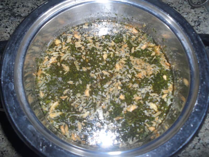 Molokhia, 1. Ful Medammes, 2. Falael, 3. Koshari, 4. Mahshi, 5. Shawarma, 6. Molokhia, 7. Fattah, 8. Roz Bel Laban, 9. Kunafa, 10. Sahlab