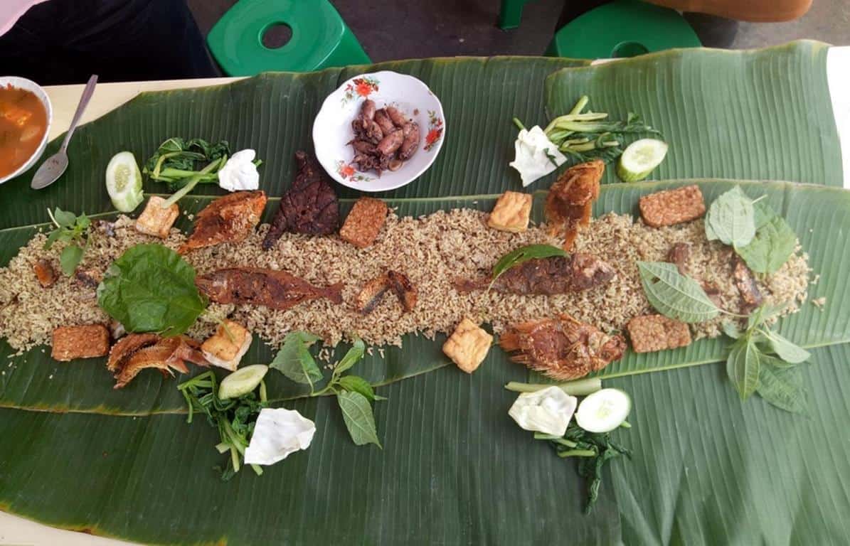 Nasi Liwet Subang (Copy), 1. Dodol Nanas, 2. Cokelat Nanas, 3. Bubuy Ayam, 4. Nasi Liwet Subang, 5. Oncom Dawuan, 6. Keripik Nanas, 7. Tutut Soding, 8. Gepuk Warisan Nini, 9. Abon Jantung Pisang, 10. Ikan Lapan Crispy