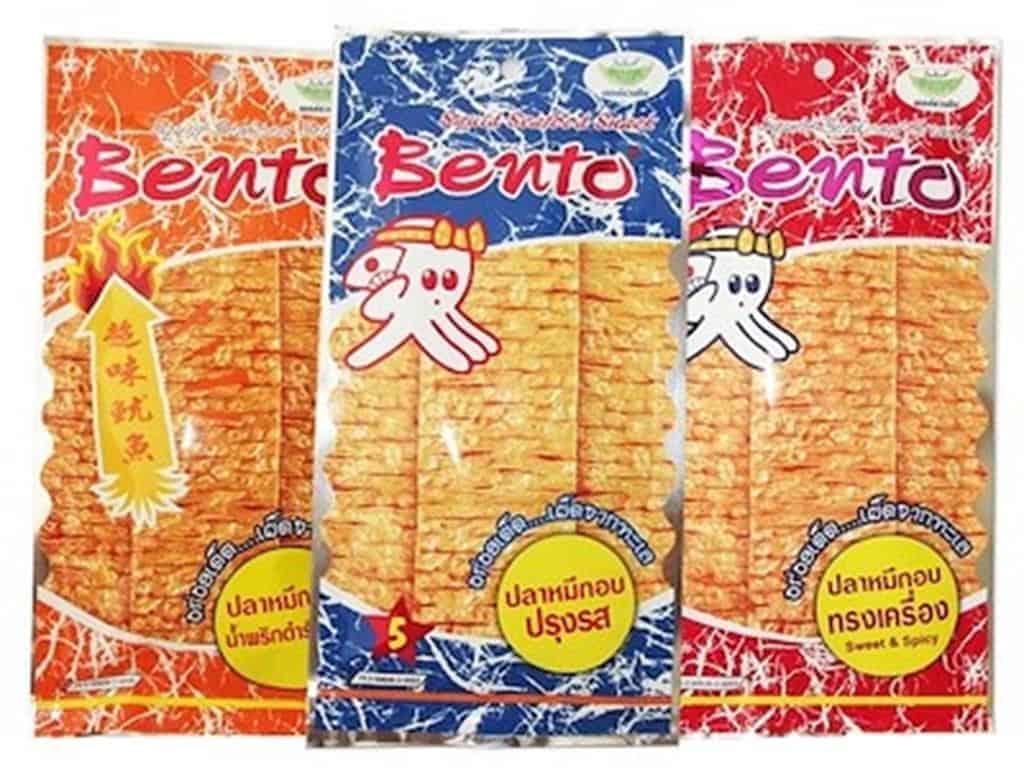 Camilan Bento Squid (Copy), 1. Camilan Rumput Laut “Tao Kae Noi”, 2. Camilan Ikan “Taro”, 3. Mango Sticky Rice, 4. Khanom Ping, 5. Keripik Kulit Salmon, 6. Keripik Durian, 7. Kacang Koh-Kae, 8. Camilan Bento Squid, 9. Keripik Serangga, 10. Keripik Kentang “Lays”