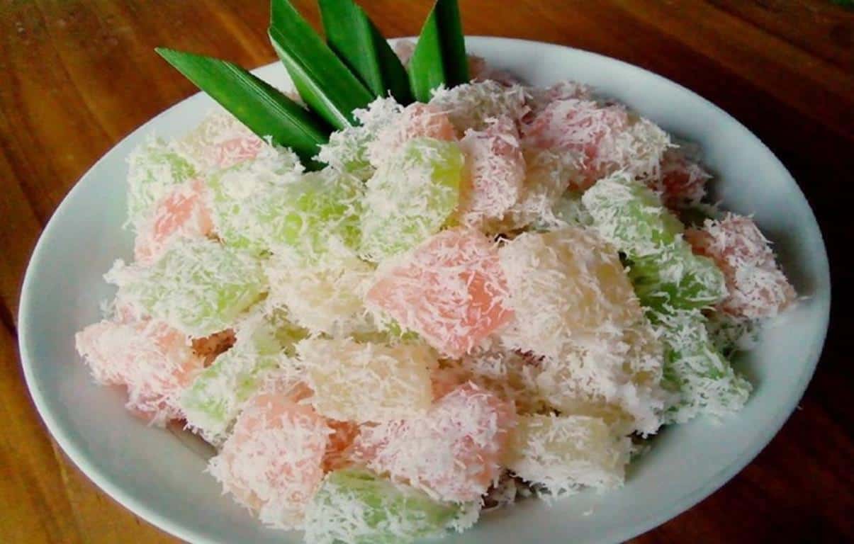 Gurandil (Copy), 1. Serabi/Surabi, 2. Combro, 3. Misro, 4. Bandros, 5. Nagasari, 6. Putri Noong, 7. Jalabria, 8. Gurandil, 9. Kue Kremes, 10. Burayot