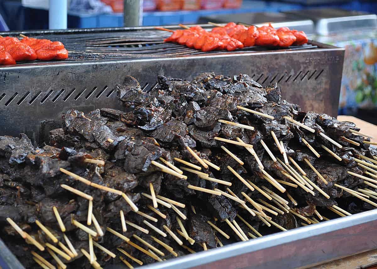 Hati Buyah, 1. Ambuyat, 2. Nasi Katok, 3. Pulut Panggang, 4. Hati Buyah, 5. Bamboo Chicken, 6. Soto Brunei, 7. Kuih Bahulu, 8. Belutak, 9. Kelupis, 10. Mie Goreng Brunei