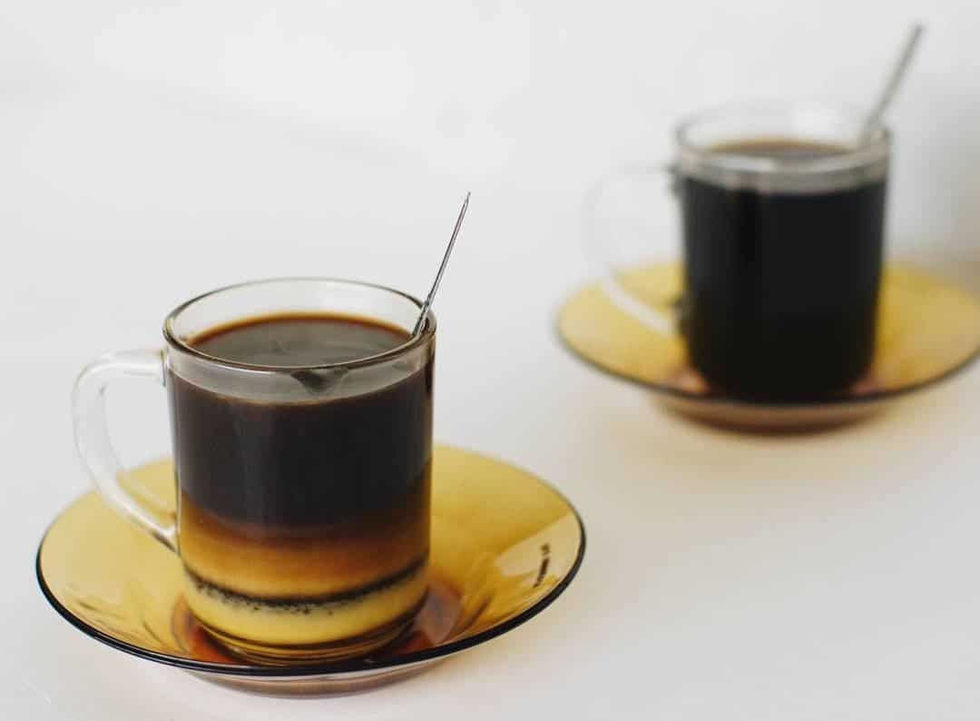 Kopi Susu Makassar, 1. Es Pallu Butung, 2. Sirup Markisa, 3. Sarabba, 4. Es Pisang Ijo, 5. Kopi Susu Makassar, 6. Sirup Pisang Ambon