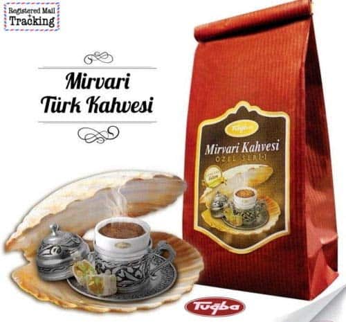 Kopi Turki, 1. Turkish Delight, 2. Baklava, 3. Aprikot Kering, 4.  Kopi Turki, 5. Minyak Zaitun, 6. Rempah-Rempah Turki, 7. Sucuk, 8. Keramik Turki, 9. Sutra Turki, 10. Souvenir Kucing