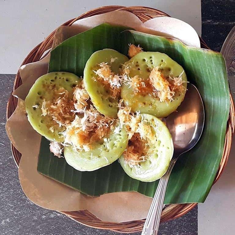 Laklak (Copy), 1. Pie Susu, 2. Pia/Bakpia, 3. Laklak, 4. Jaje Injin, 5. Pisang Rai, 6. Kaliadrem, 7. Bendu, 8. Jaje Cerorot, 9. Jaje Bantal, 10. Jaje Klepon