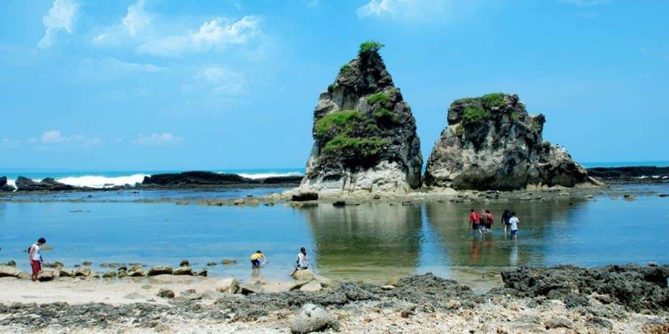Pantai Tanjung Layar (Copy), 1. Pantai Tanjung Lesung, 2. Pantai Sawarna, 3. Pantai Tanjung Layar, 4. Pantai Bagedur, 5. Pantai Mabak, 6. Pantai Anyer, 7. Pantai Pasir Putih Florida Indah, 8. Pantai Karang Bolong