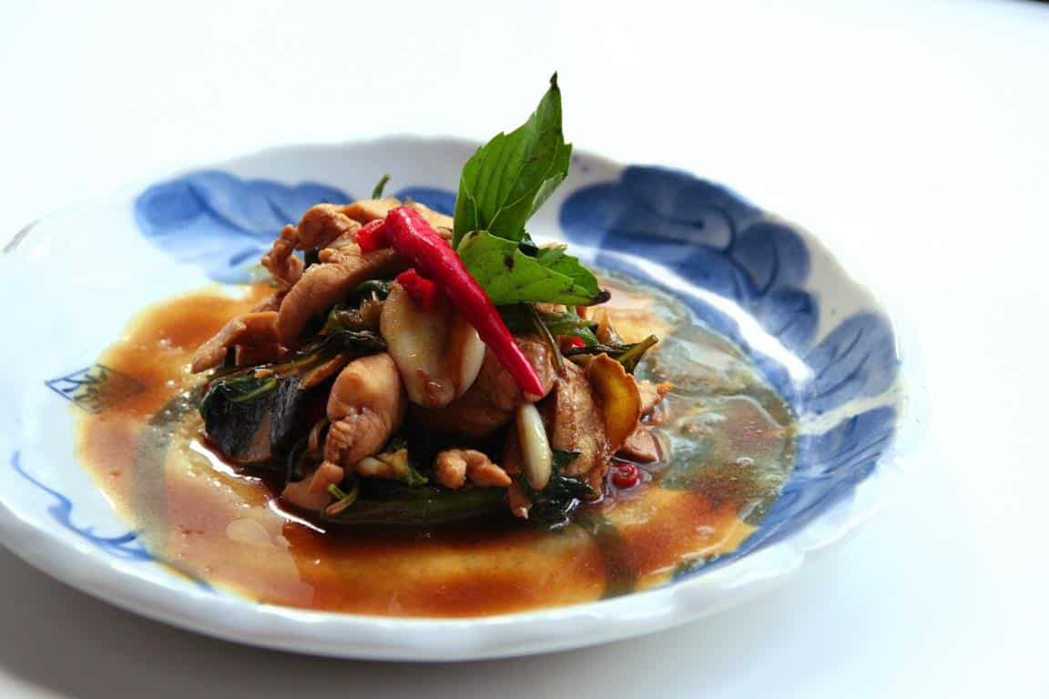 Sanbeji (Copy), 1. Bebek Peking, 2. Ayam Pengemis, 3. Sanbeji, 4. La Ji Zi (Laziji), 5. Wonton, 6. Mapo Doufu, 7. Ma Yi Shang Shu, 8. Chow Mein, 9. Nian Gao, 10. Bintanghulu (Tanghulu)