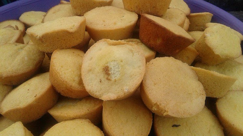 bolu mantoi, 1. Uta Sepi Tumis, 2. Pangaha Sinci, 3. Uta Londe Puru, 4. Bingka Dolu, 5. Sayur Sambi, 6. Kue Mata Pisang, 7. Uta Maju Puru, 8. Kahangga, 9. Uta Palumara Londe, 10. Bolu Mantoi, 11. Kerupuk Arunggina, 12. Tota Fo'o