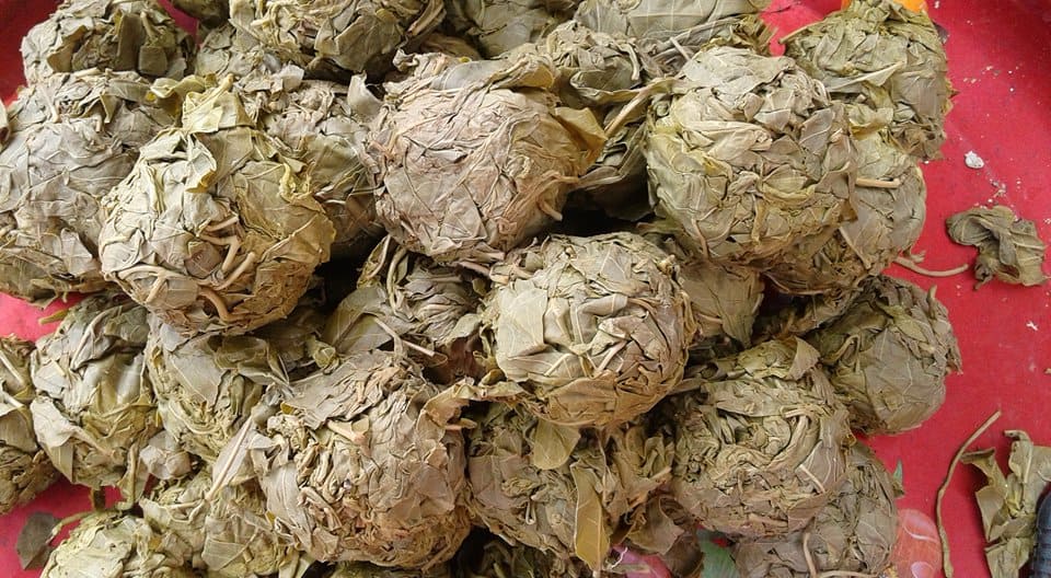 sayur sambi, 1. Uta Sepi Tumis, 2. Pangaha Sinci, 3. Uta Londe Puru, 4. Bingka Dolu, 5. Sayur Sambi, 6. Kue Mata Pisang, 7. Uta Maju Puru, 8. Kahangga, 9. Uta Palumara Londe, 10. Bolu Mantoi, 11. Kerupuk Arunggina, 12. Tota Fo'o