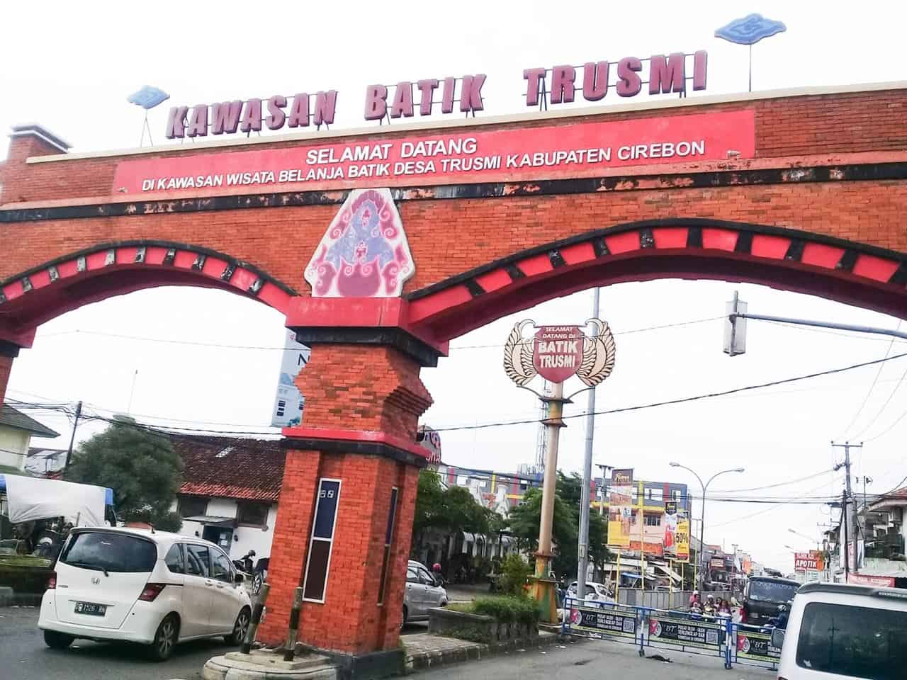 Kampung Batik Trusmi, 1. Toko Daud, 2. Jalan Raya Plered, 3. Pasar Pagi, 4. Toko Pangestu, 5. Kampung Batik Trusmi, 6. Pasar Kanoman